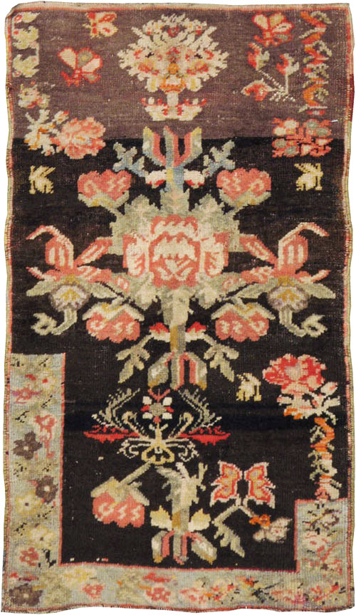 Antique Caucasian Karabagh Rug, No.9082 - Staging