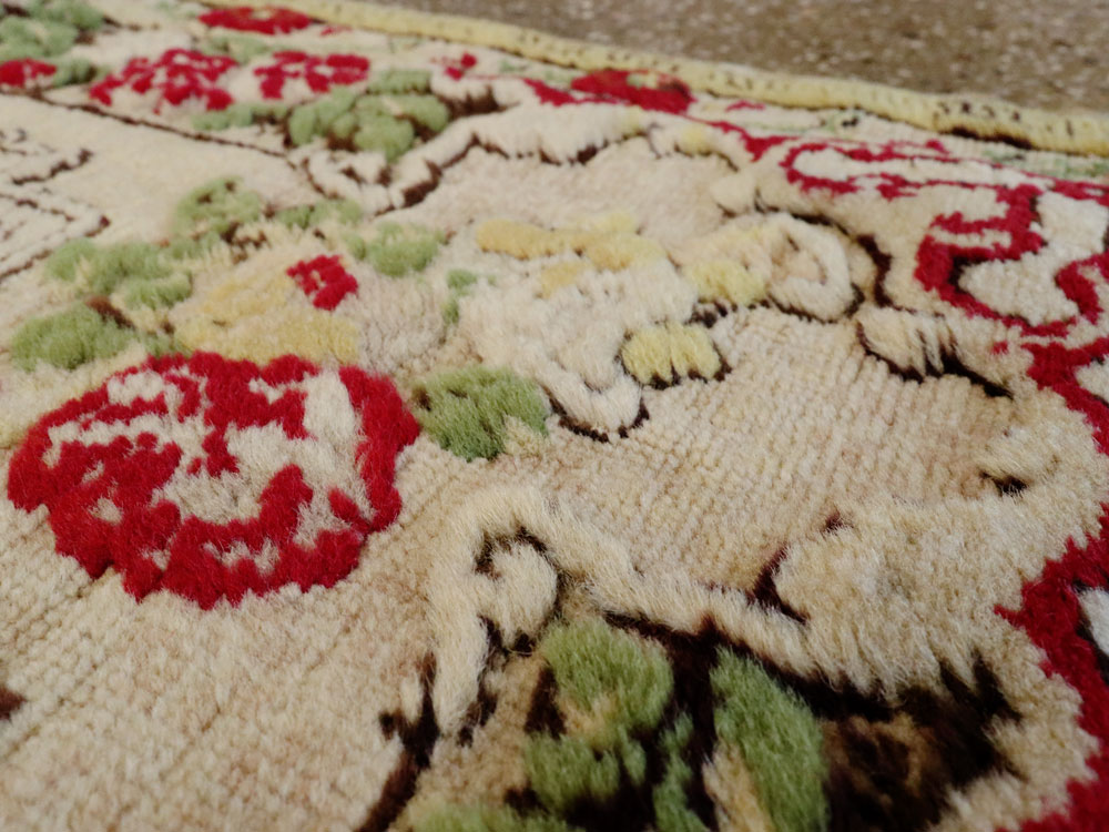 Antique Turkish Herekeh Rug, No.9107 - Staging