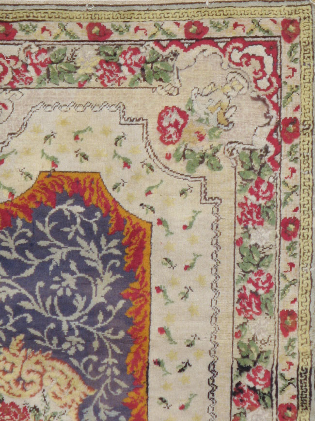 Antique Turkish Herekeh Rug, No.9107 - Staging