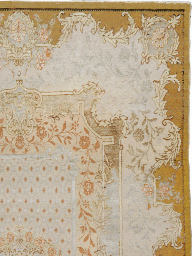 Antique Turkish Herekeh Carpet, No.9118 - Staging