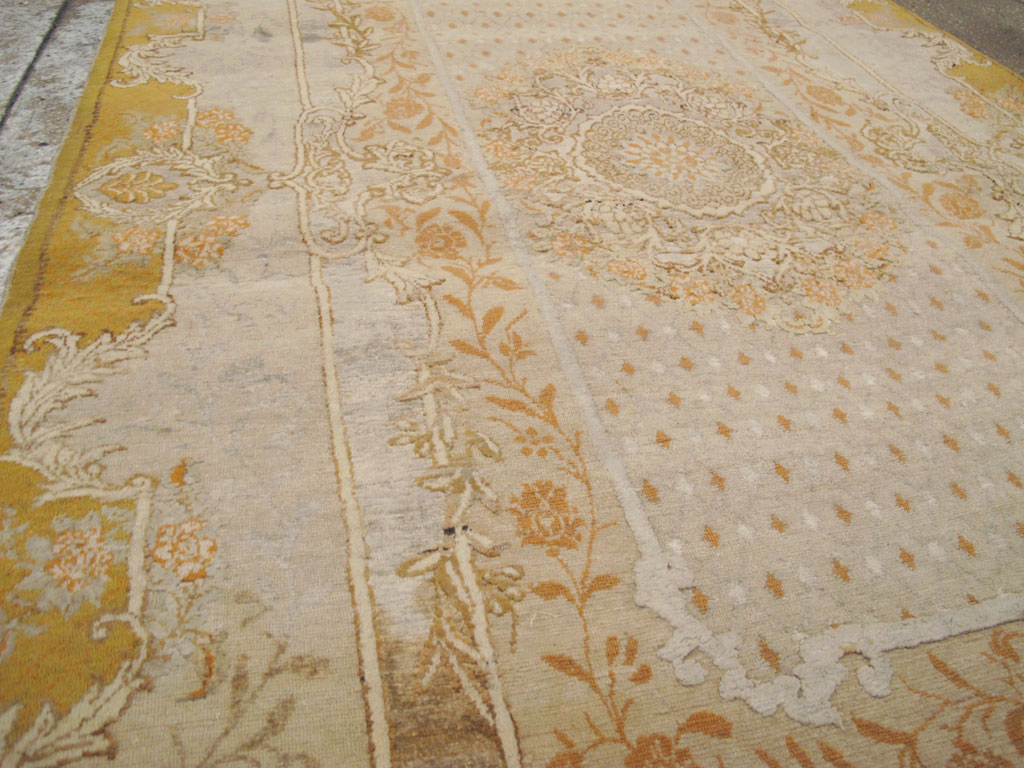 Antique Turkish Herekeh Carpet, No.9118 - Staging