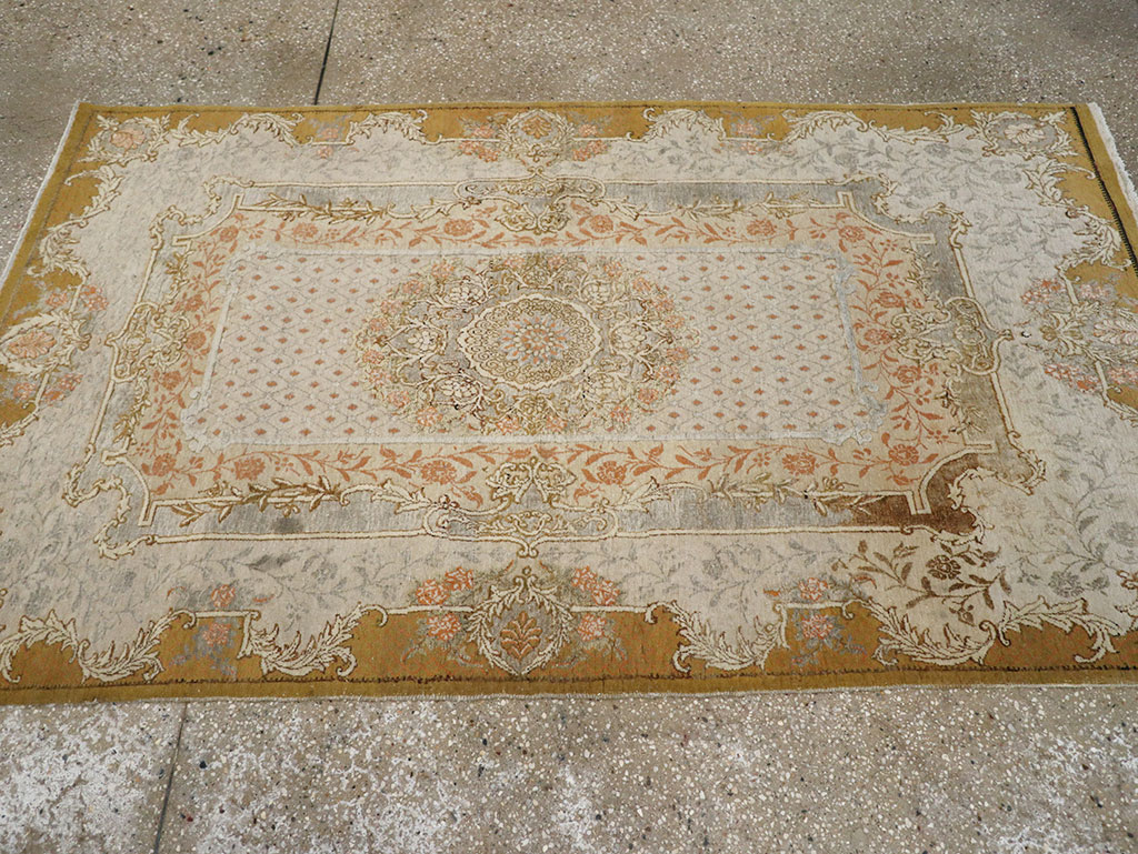 Antique Turkish Herekeh Carpet, No.9118 - Staging