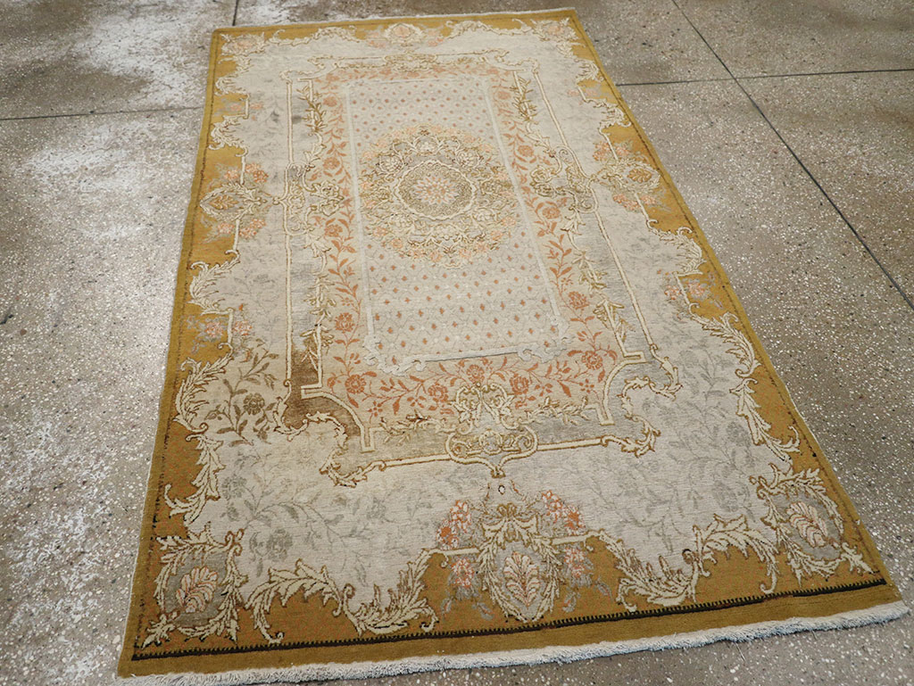 Antique Turkish Herekeh Carpet, No.9118 - Staging