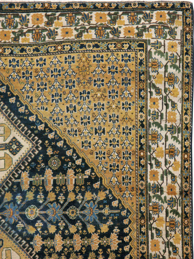 Antique Persian Shiraz Gallery Carpet, No.9147 - Staging