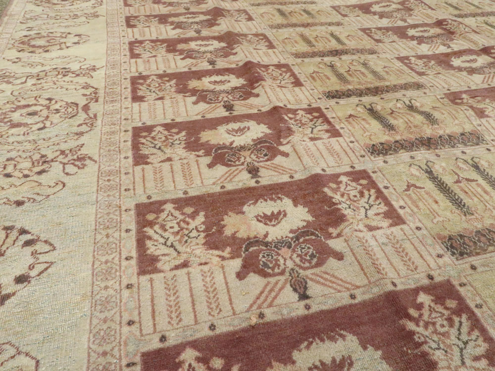 Antique Persian Dorokhsh Carpet, No.9152 - Staging