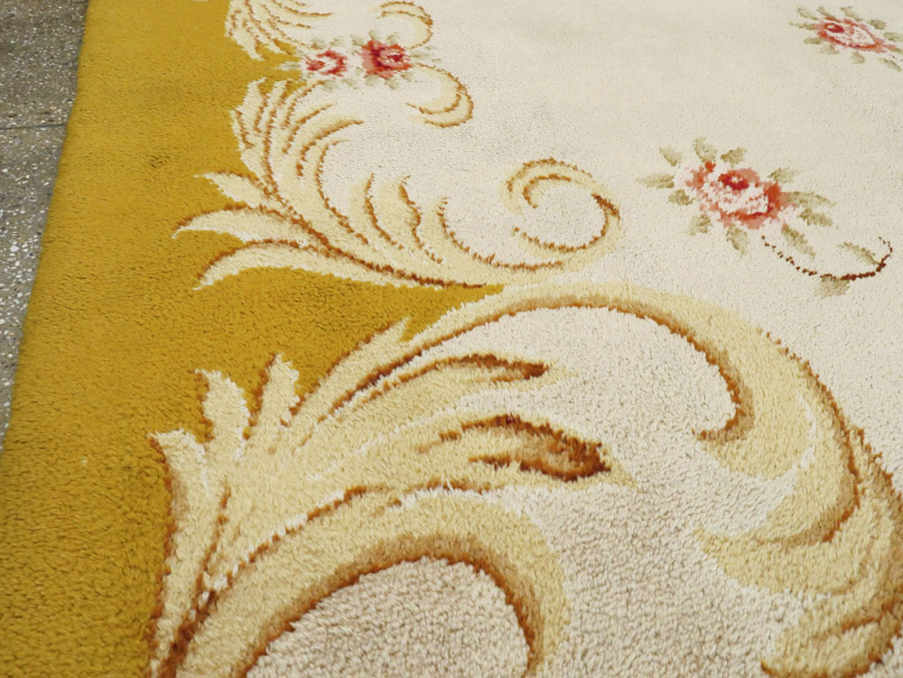 Vintage European Savonnerie Carpet, No.9212 - Staging