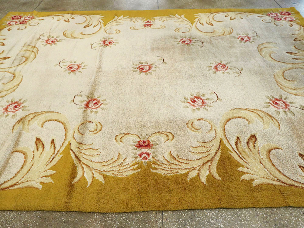 Vintage European Savonnerie Carpet, No.9212 - Staging