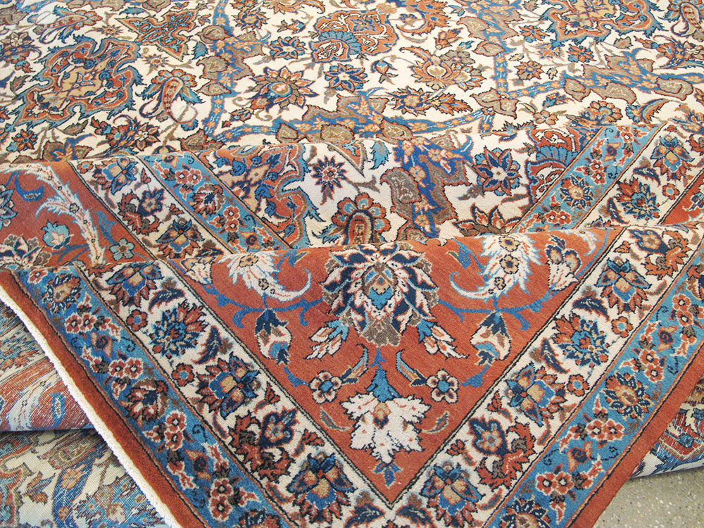 Vintage Persian Isfahan Carpet, No.9238 - Staging