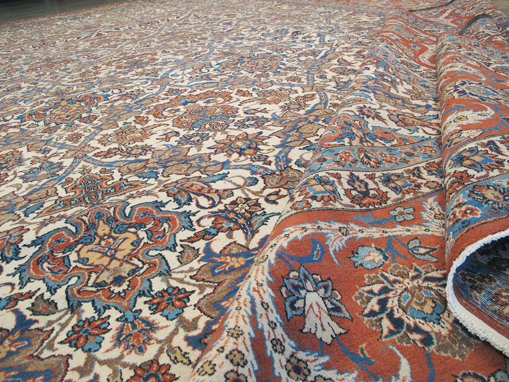 Vintage Persian Isfahan Carpet, No.9238 - Staging