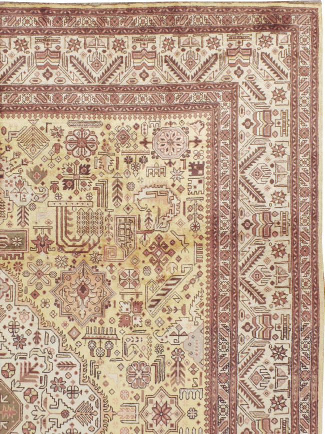 Vintage Persian Tabriz Carpet, No.9259 - Staging