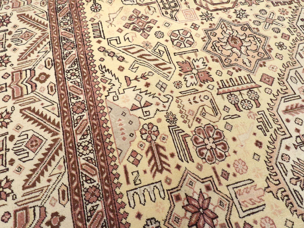 Vintage Persian Tabriz Carpet, No.9259 - Staging