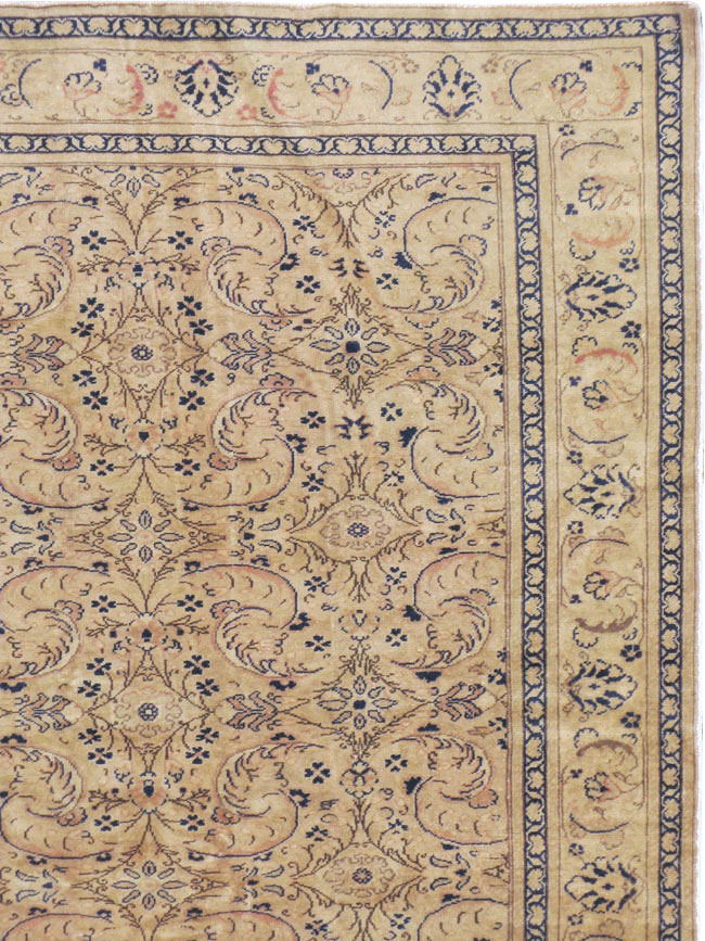 Vintage Turkish Sivas Room Size Carpet, No.9367 - Staging