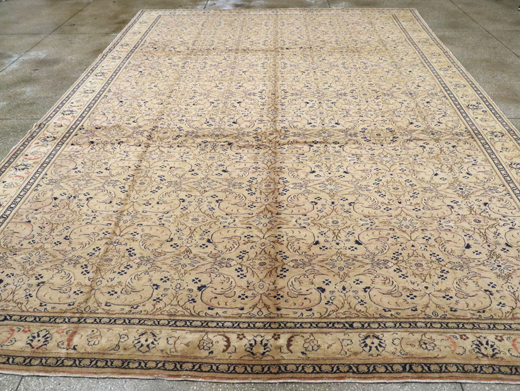 Vintage Turkish Sivas Room Size Carpet, No.9367 - Staging