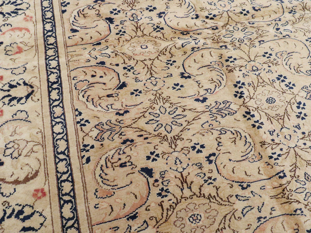 Vintage Turkish Sivas Room Size Carpet, No.9367 - Staging