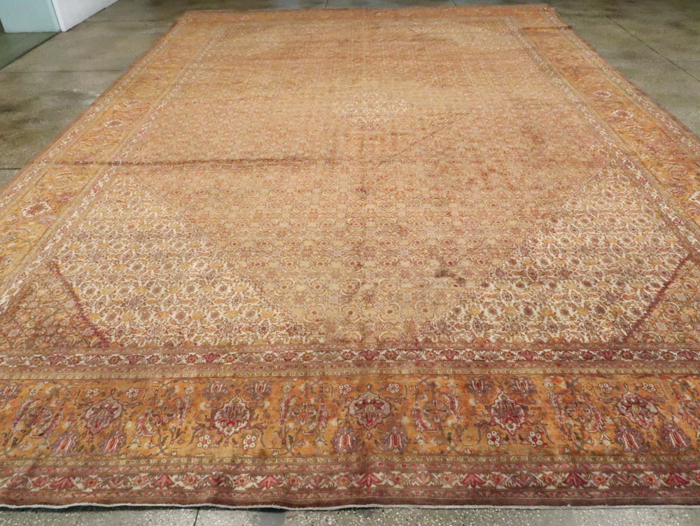 Vintage Persian Tabriz Carpet, No.9422 - Staging