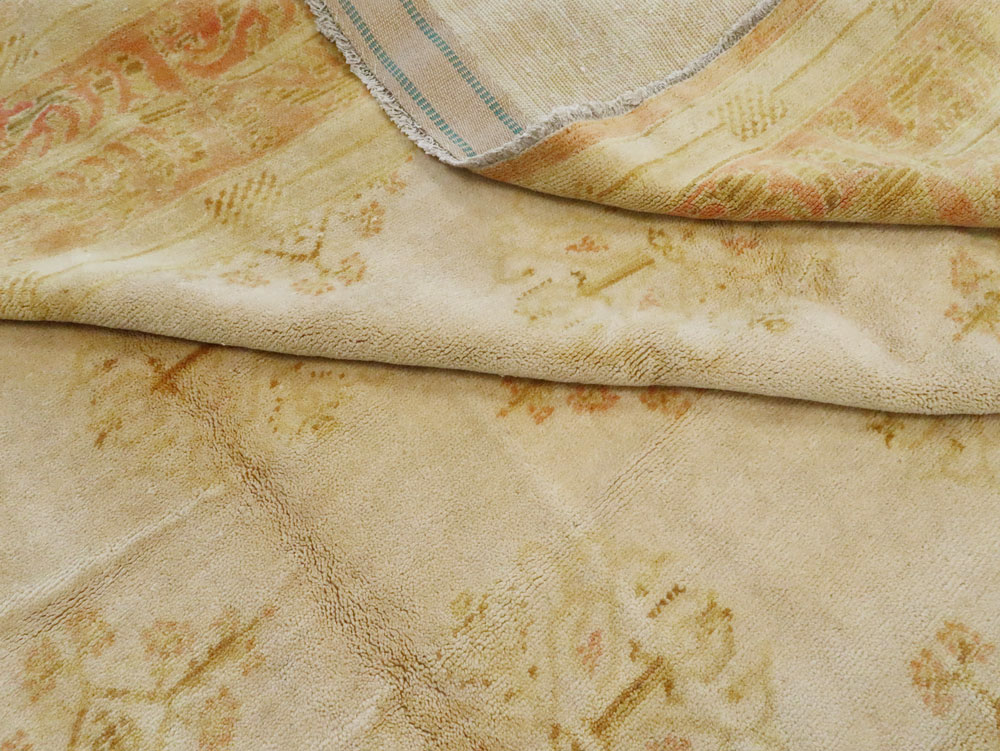 Vintage Cuenca Carpet, No.9455 - Staging