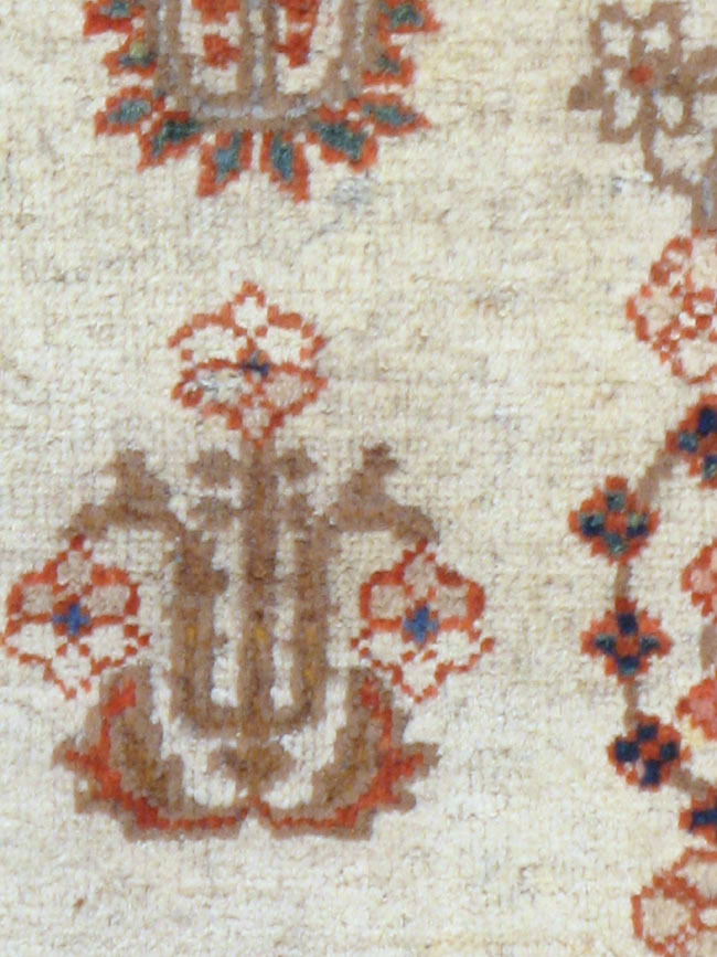 Antique Persian Mahal Rug, No.9460 - Staging