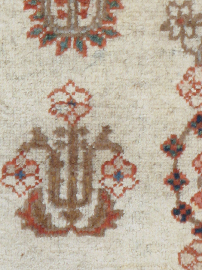 Antique Persian Mahal Rug, No.9460 - Staging