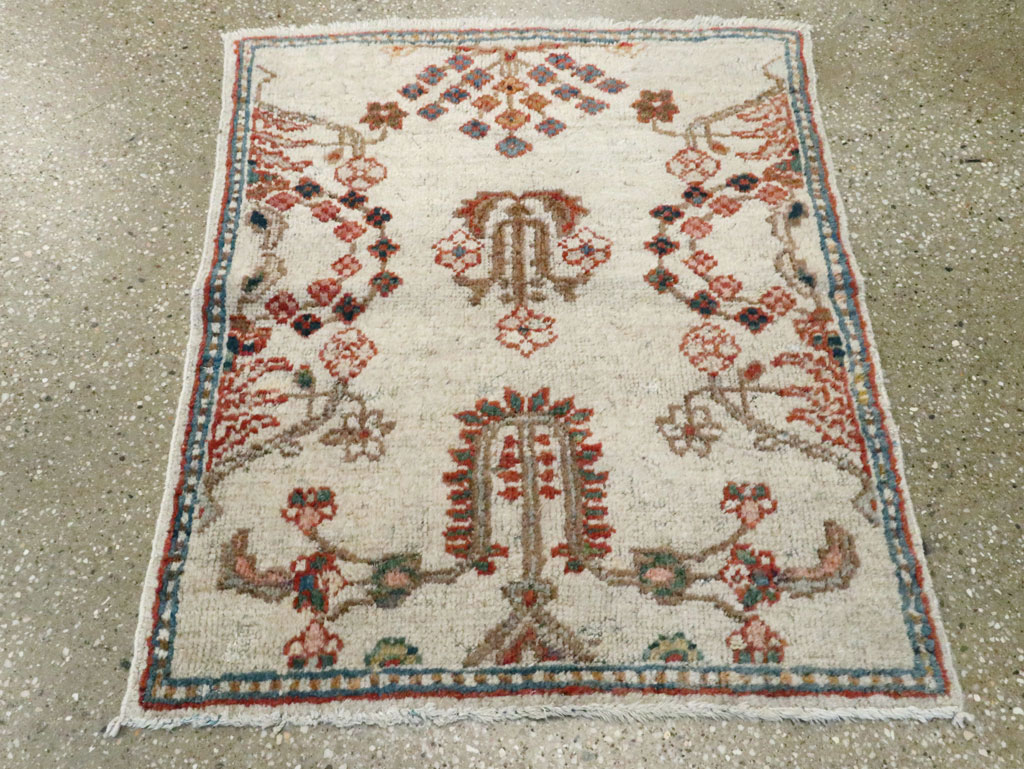 Antique Persian Mahal Rug, No.9460 - Staging