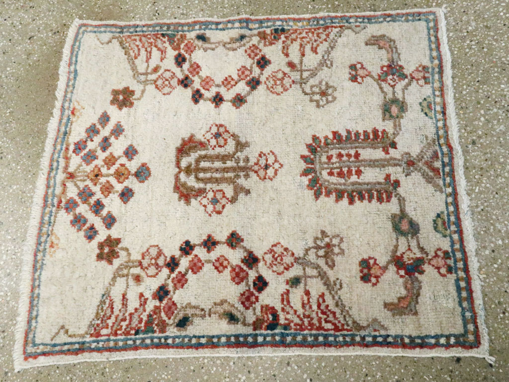 Antique Persian Mahal Rug, No.9460 - Staging