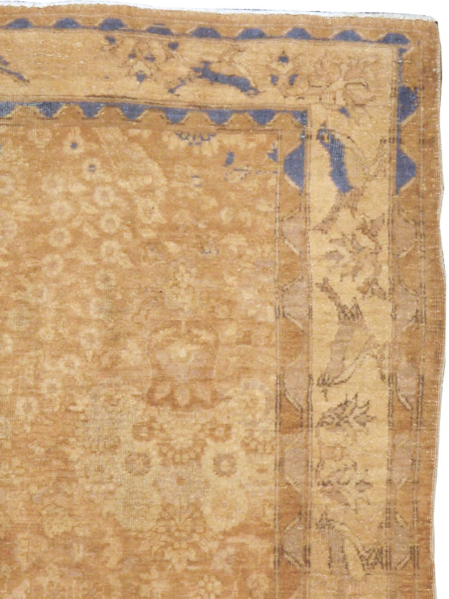 An Agra Rug, No.9594 - Staging