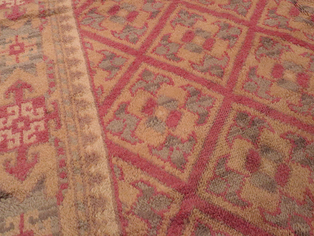 Vintage Austrian Continental Carpet, No.9595 - Staging