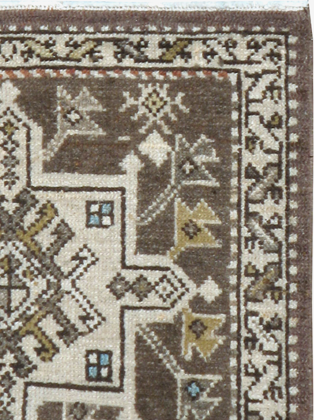 Antique Persian Karajeh Rug, No.9662 - Staging