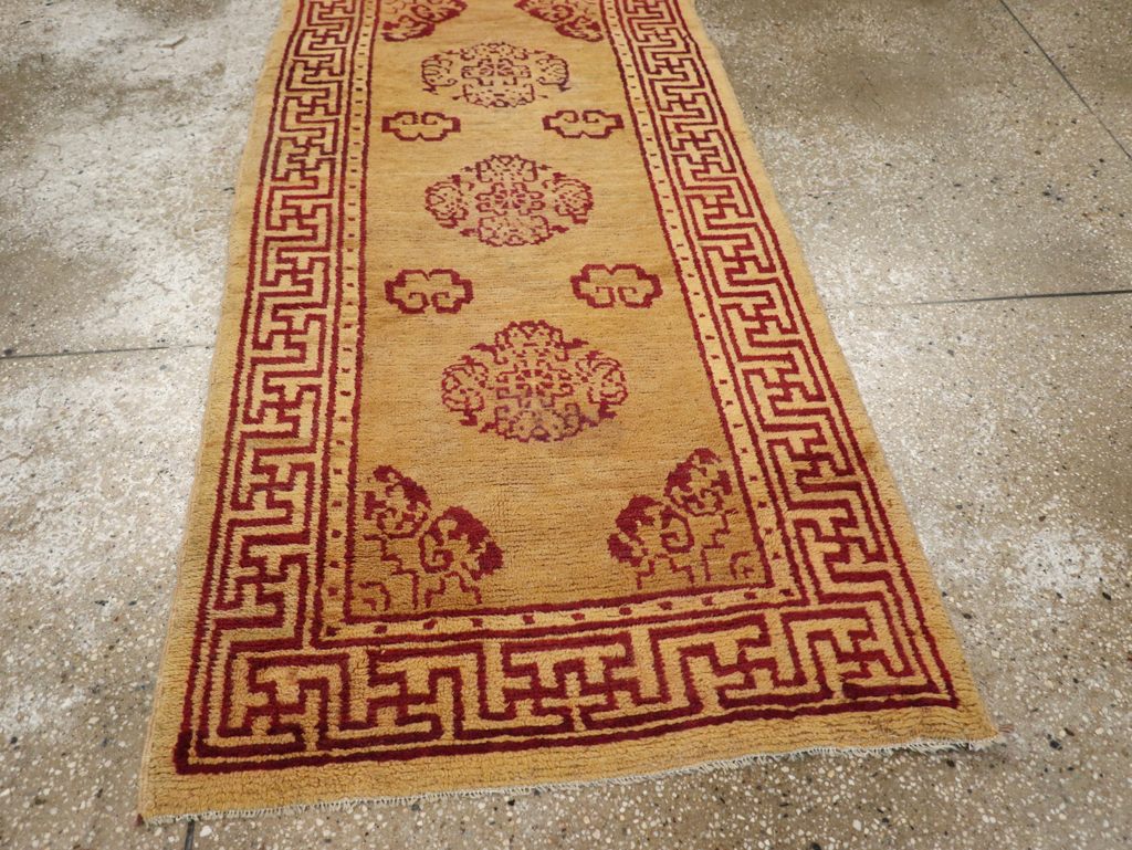 Vintage Chinese Art Deco Throw Rug, No.9714 - Staging