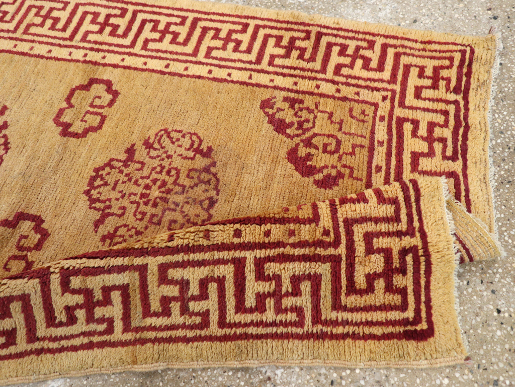 Vintage Chinese Art Deco Throw Rug, No.9714 - Staging