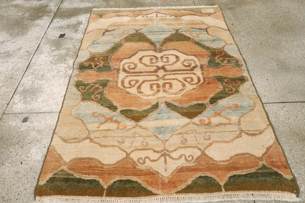Vintage Indian Lahore Rug, No.9725 - Staging