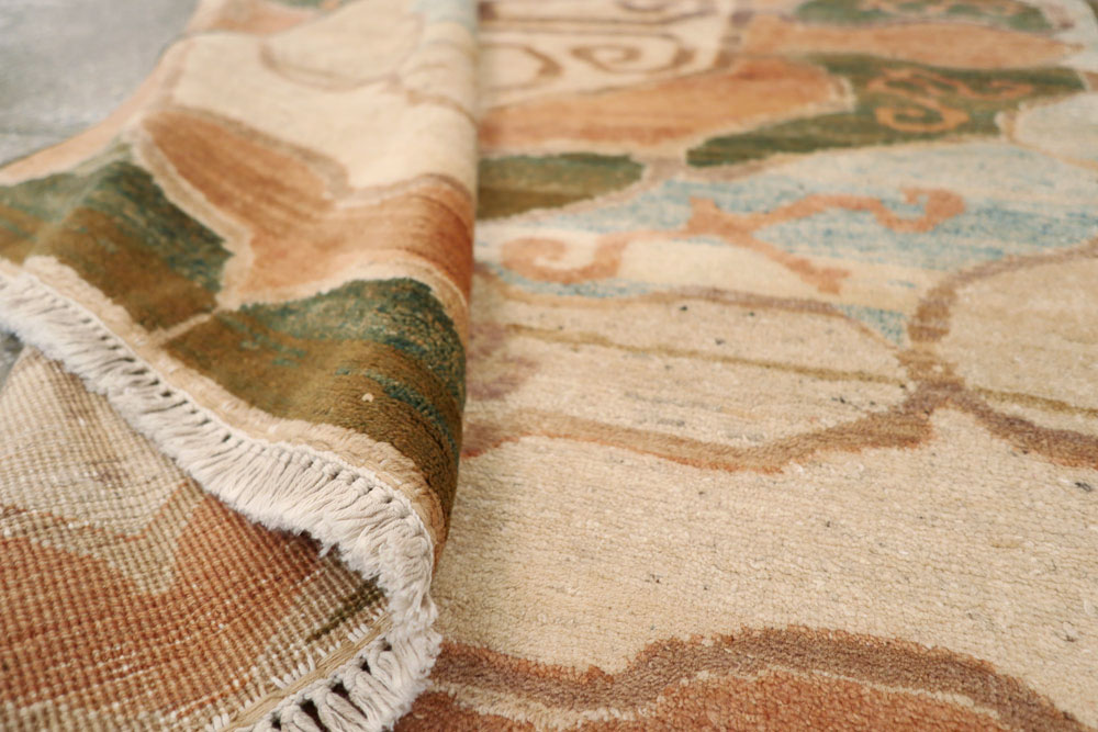 Vintage Indian Lahore Rug, No.9725 - Staging