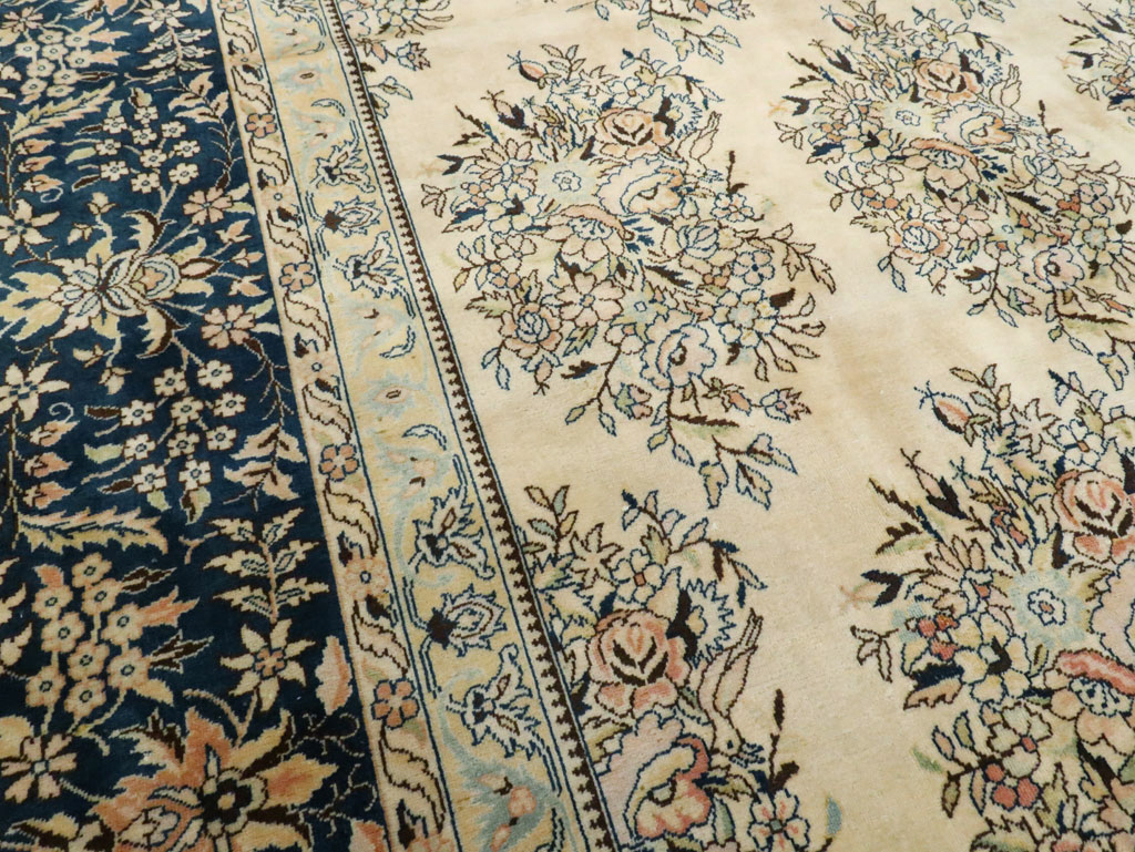 Semi-Antique Tabriz Carpet, No.9735 - Staging