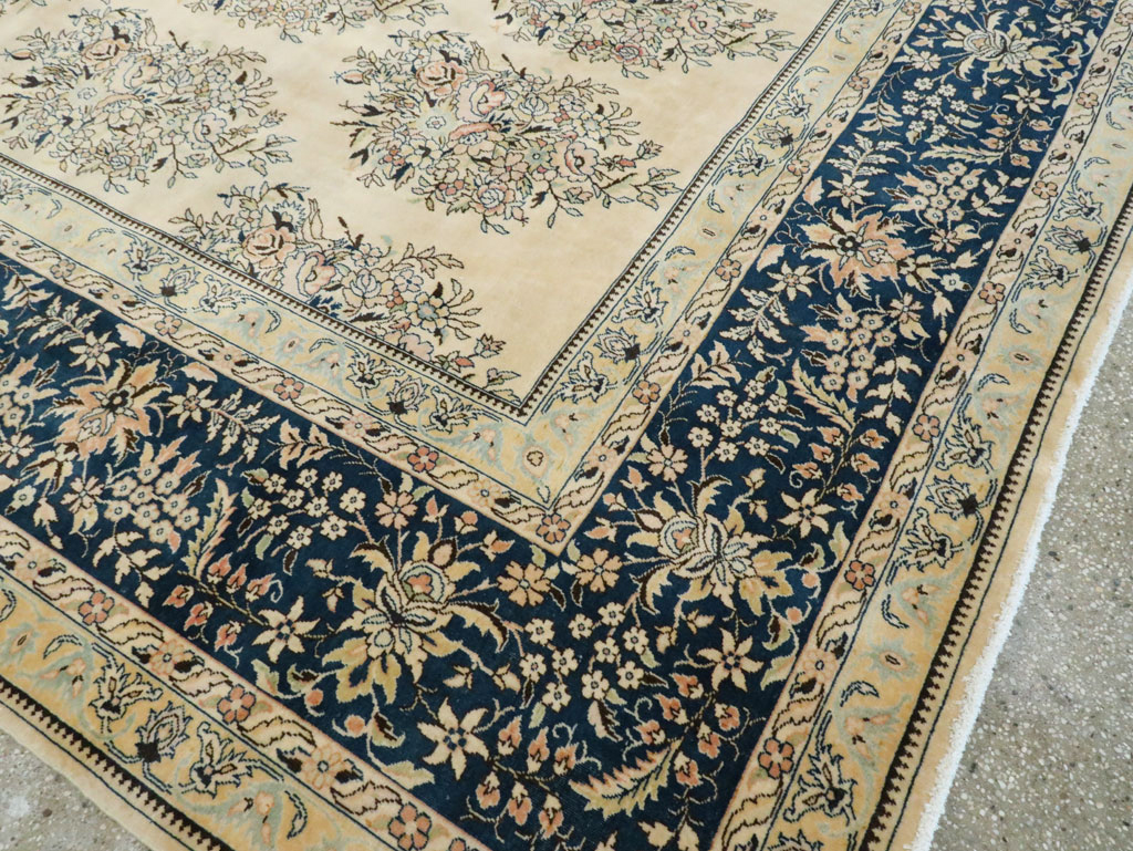 Semi-Antique Tabriz Carpet, No.9735 - Staging