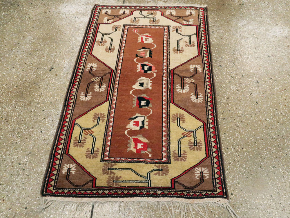 Vintage Turkish Anatolian Rug, No.9827 - Staging