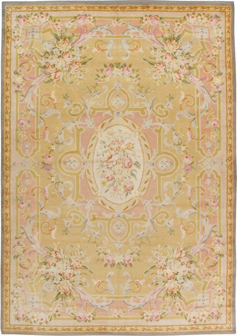 Vintage European Savonnerie Carpet, No.9835 - Staging