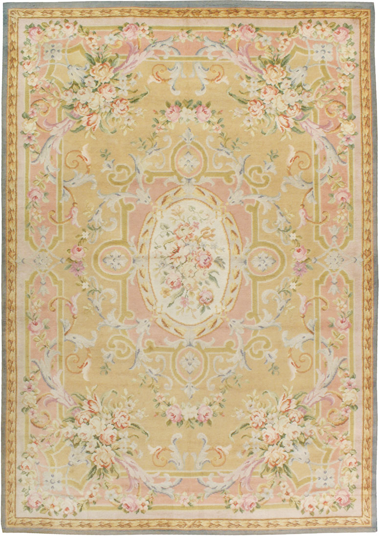 Vintage European Savonnerie Carpet, No.9835 - Staging