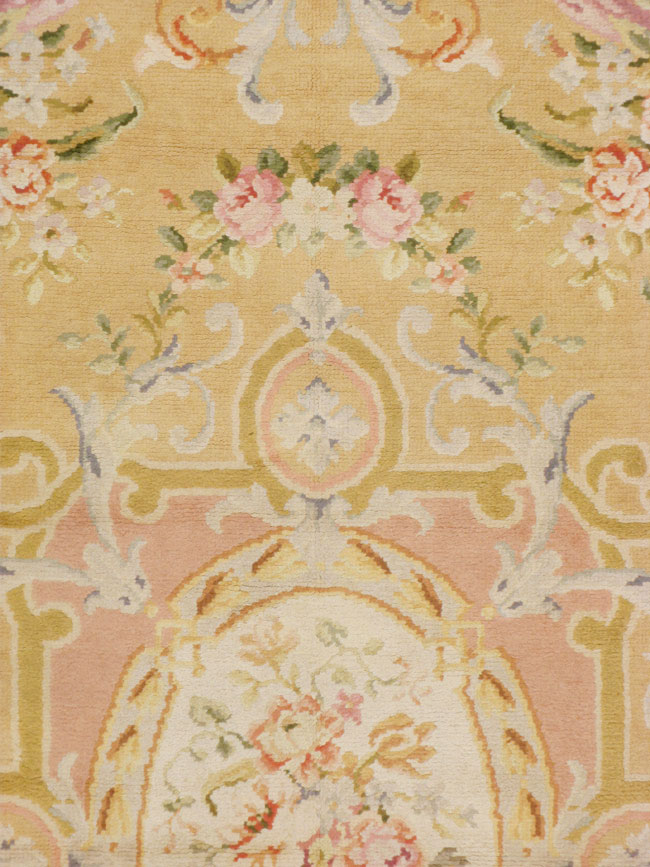 Vintage European Savonnerie Carpet, No.9835 - Staging