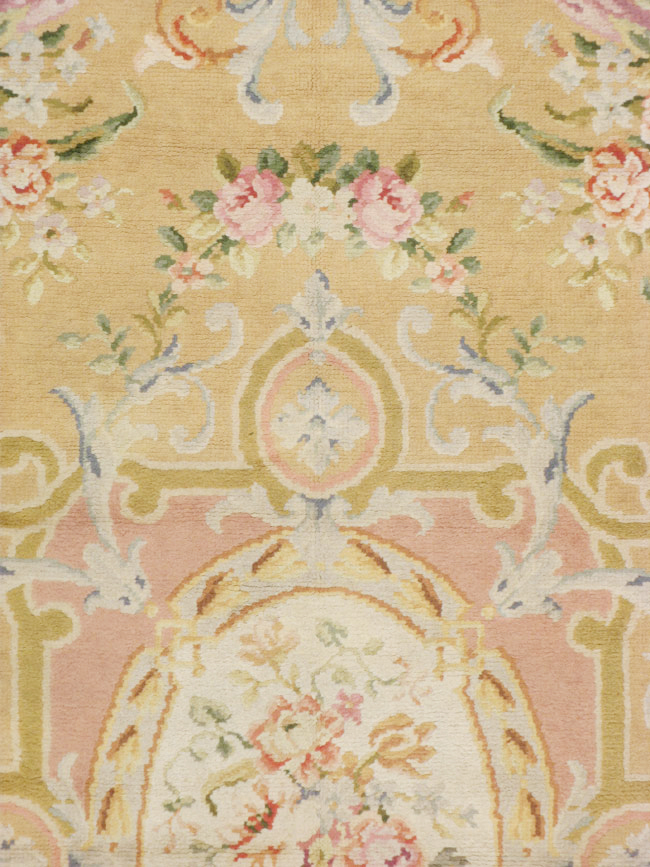 Vintage European Savonnerie Carpet, No.9835 - Staging