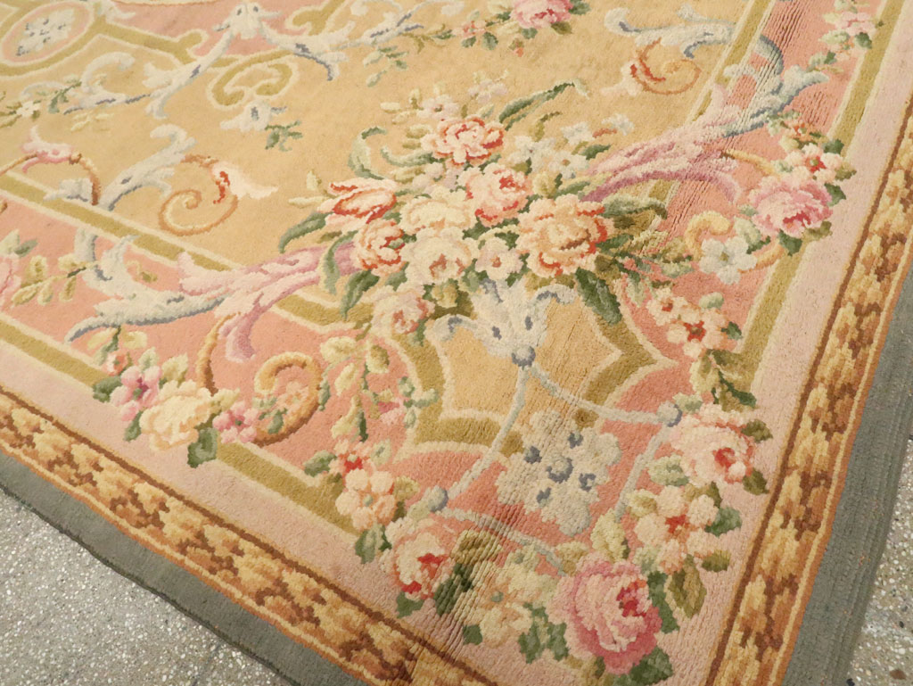 Vintage European Savonnerie Carpet, No.9835 - Staging