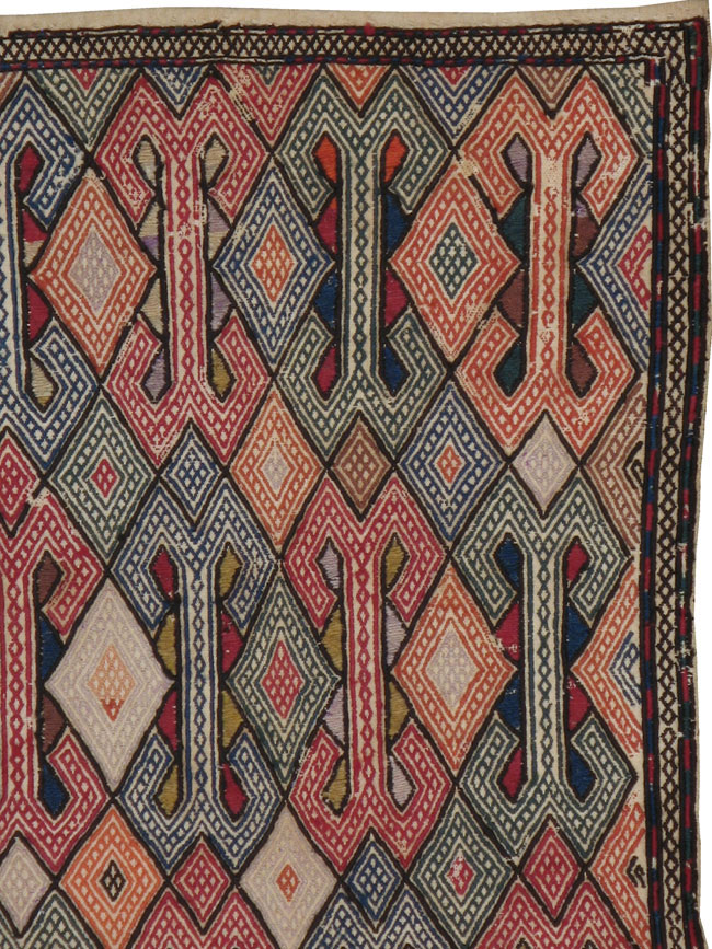 A Verneh Kilim, No.9847 - Staging