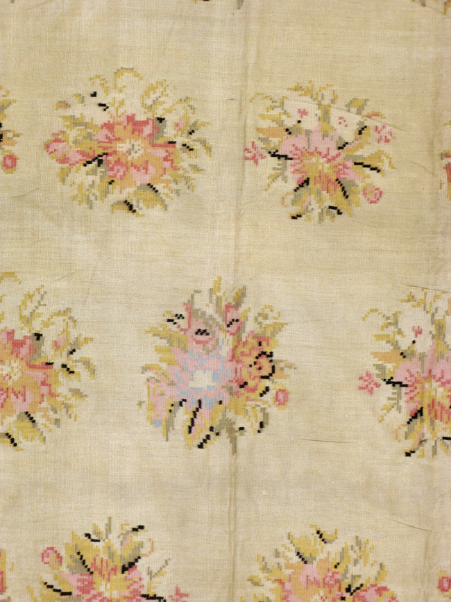 A Bessarabian Kilim, No.9954 - Staging